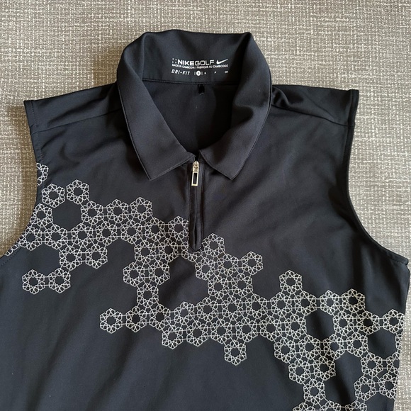 Nike Golf Women’s Golf Dri Fit Sleeveless Top size Small Black and white - Picture 3 of 10